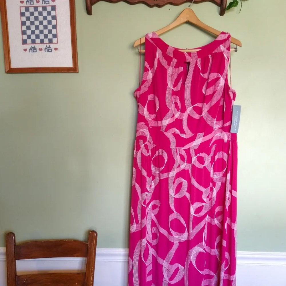 NWT Jessica London Sleeveless Maxi Dress with Keyhole Detail Size 18W